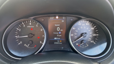 Nissan Qashqai 1.3 DiG-T N-Connecta 5dr [Glass Roof Pack] Petrol Hatchback